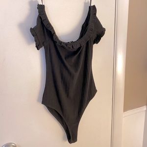 NWT - Forever 21 black off-shoulder bodysuit - Size S